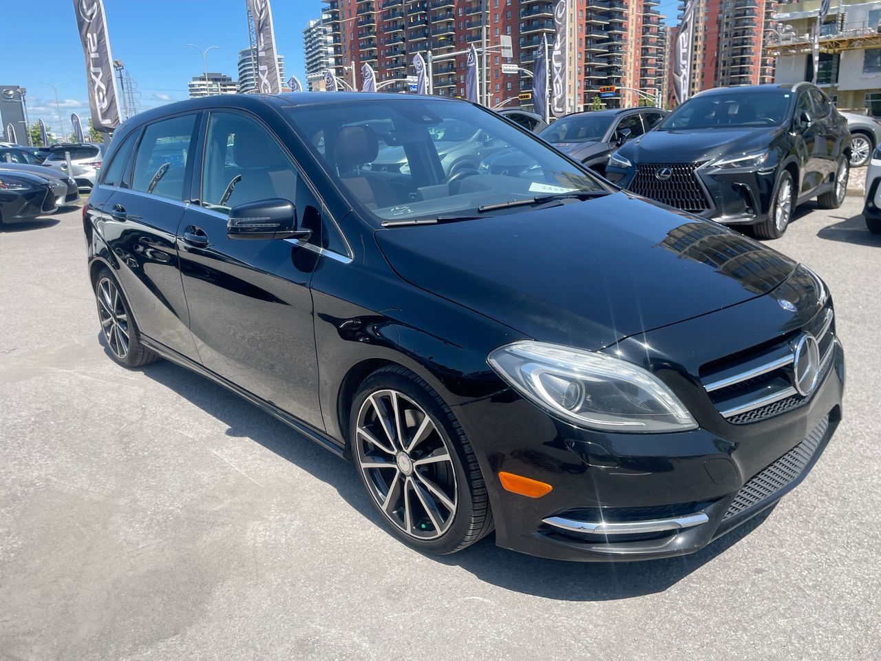 Mercedes-Benz B-Class  2013 à Laval, Québec