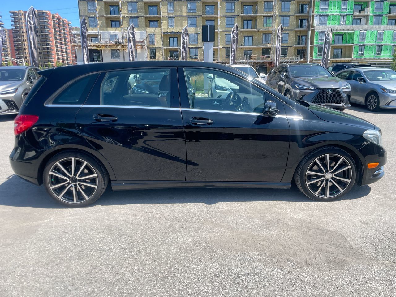 Mercedes-Benz B-Class  2013 à Laval, Québec
