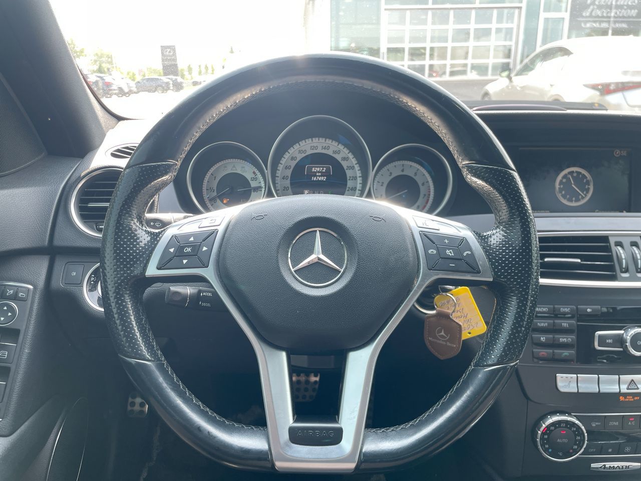 Mercedes-Benz C-Class  2014 à Laval, Québec