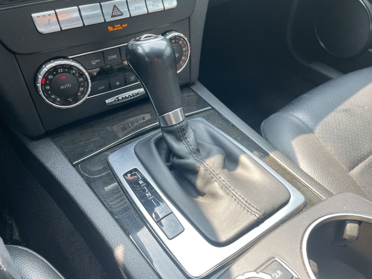 Mercedes-Benz C-Class  2014 à Laval, Québec