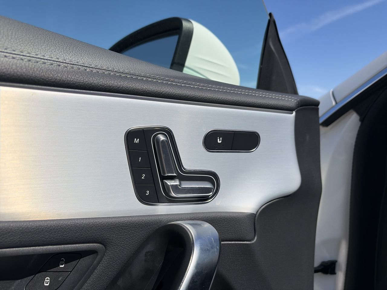2025 Mercedes-Benz CLA