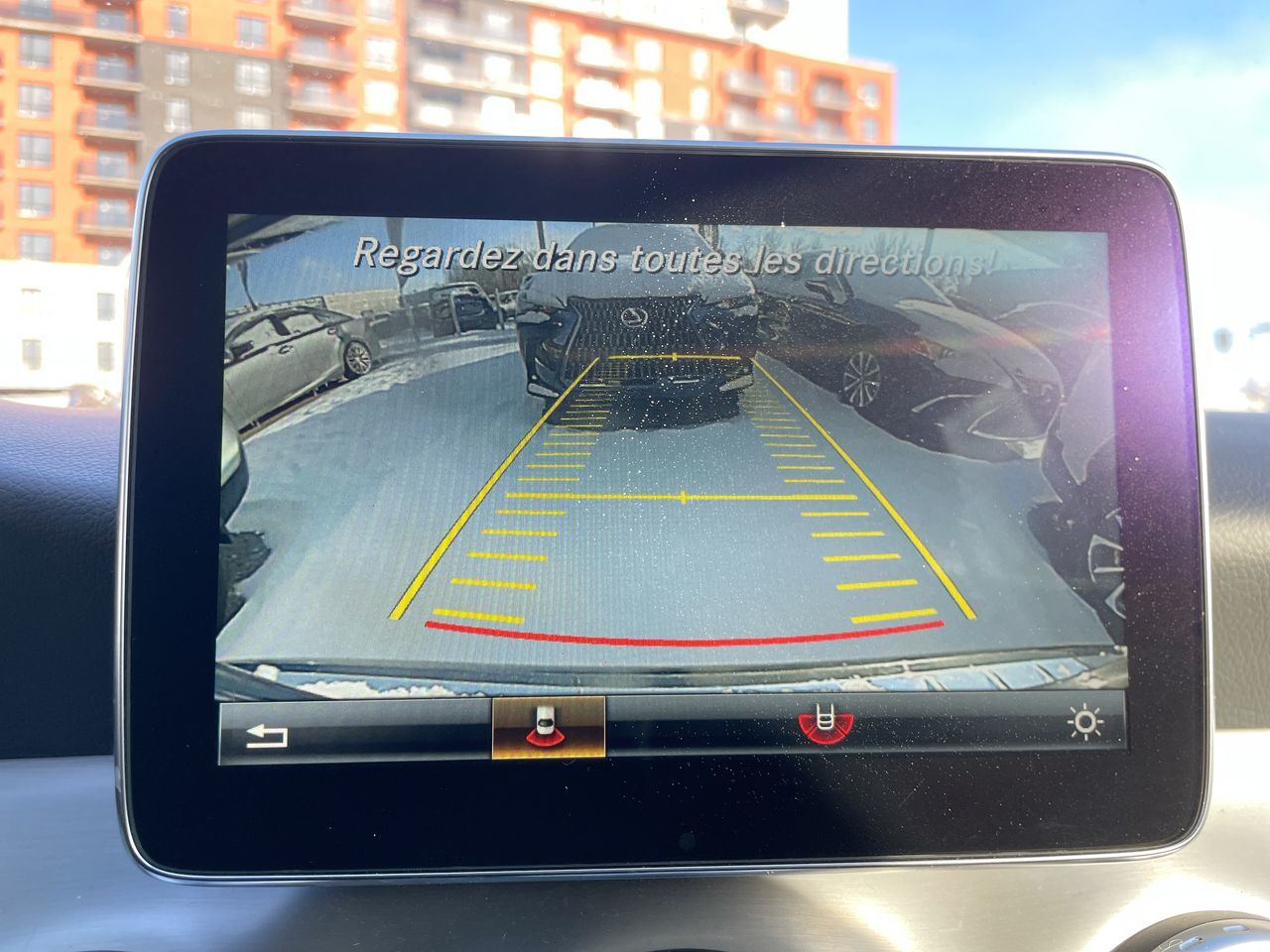 Mercedes-Benz GLA  2016