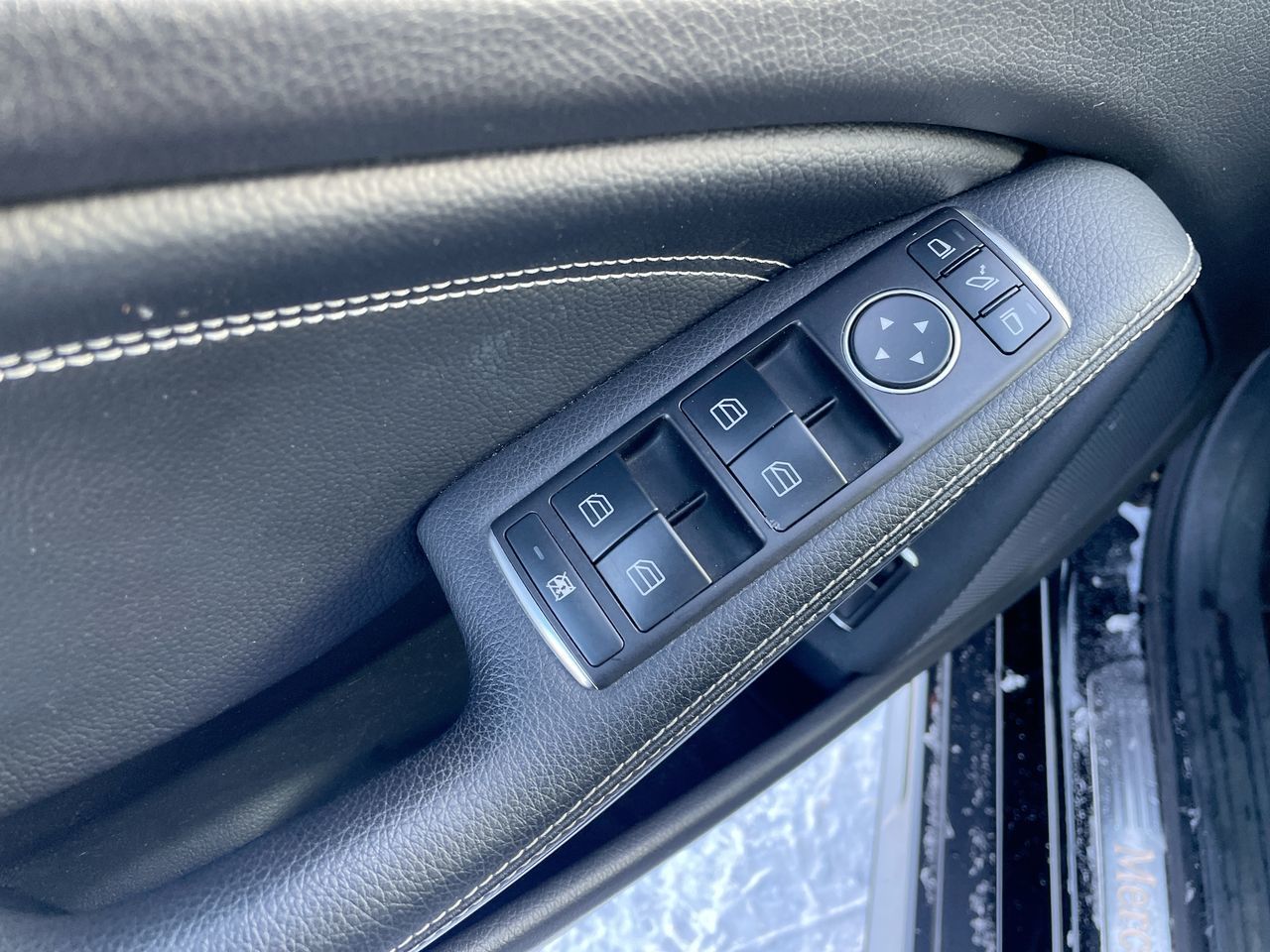 Mercedes-Benz GLA  2016