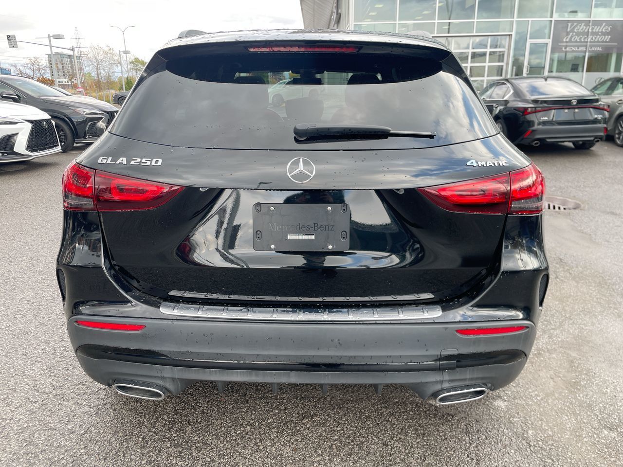 Mercedes-Benz GLA  2023