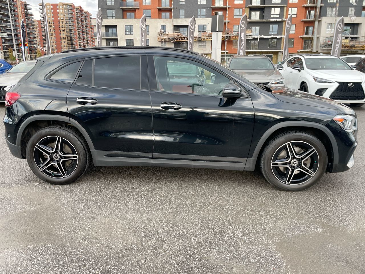 Mercedes-Benz GLA  2023