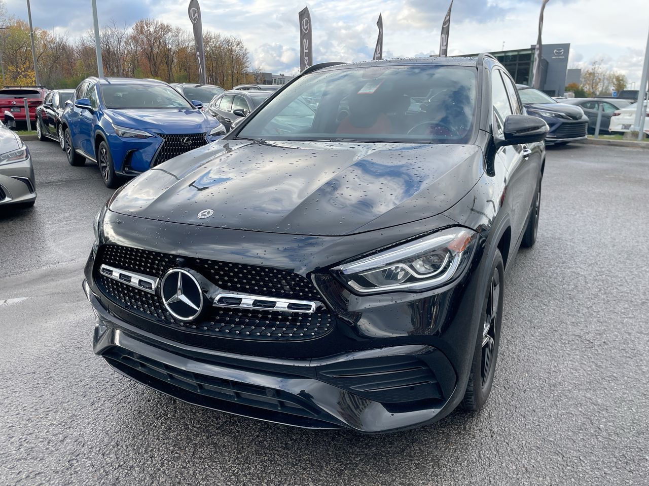 Mercedes-Benz GLA  2023