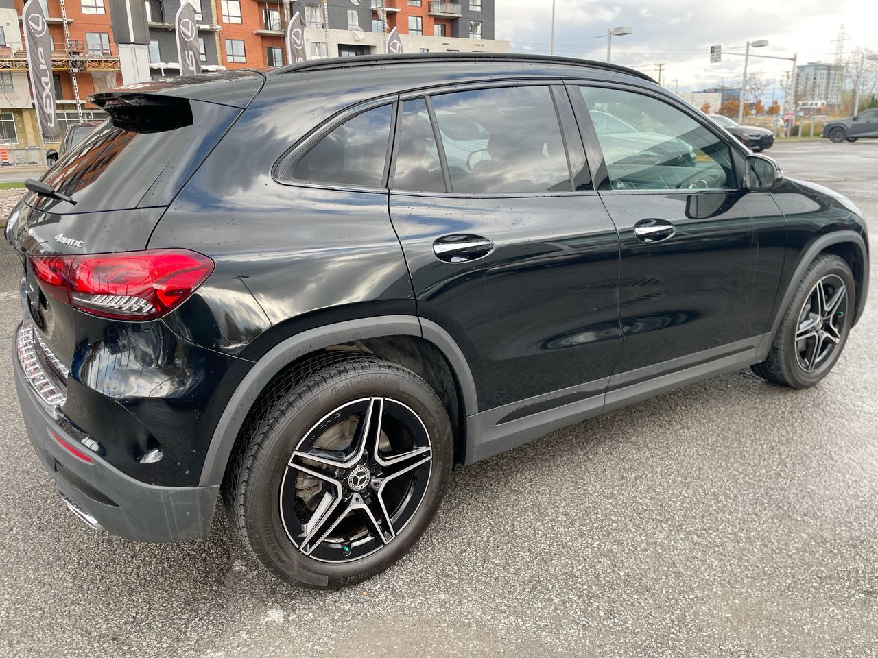 Mercedes-Benz GLA  2023