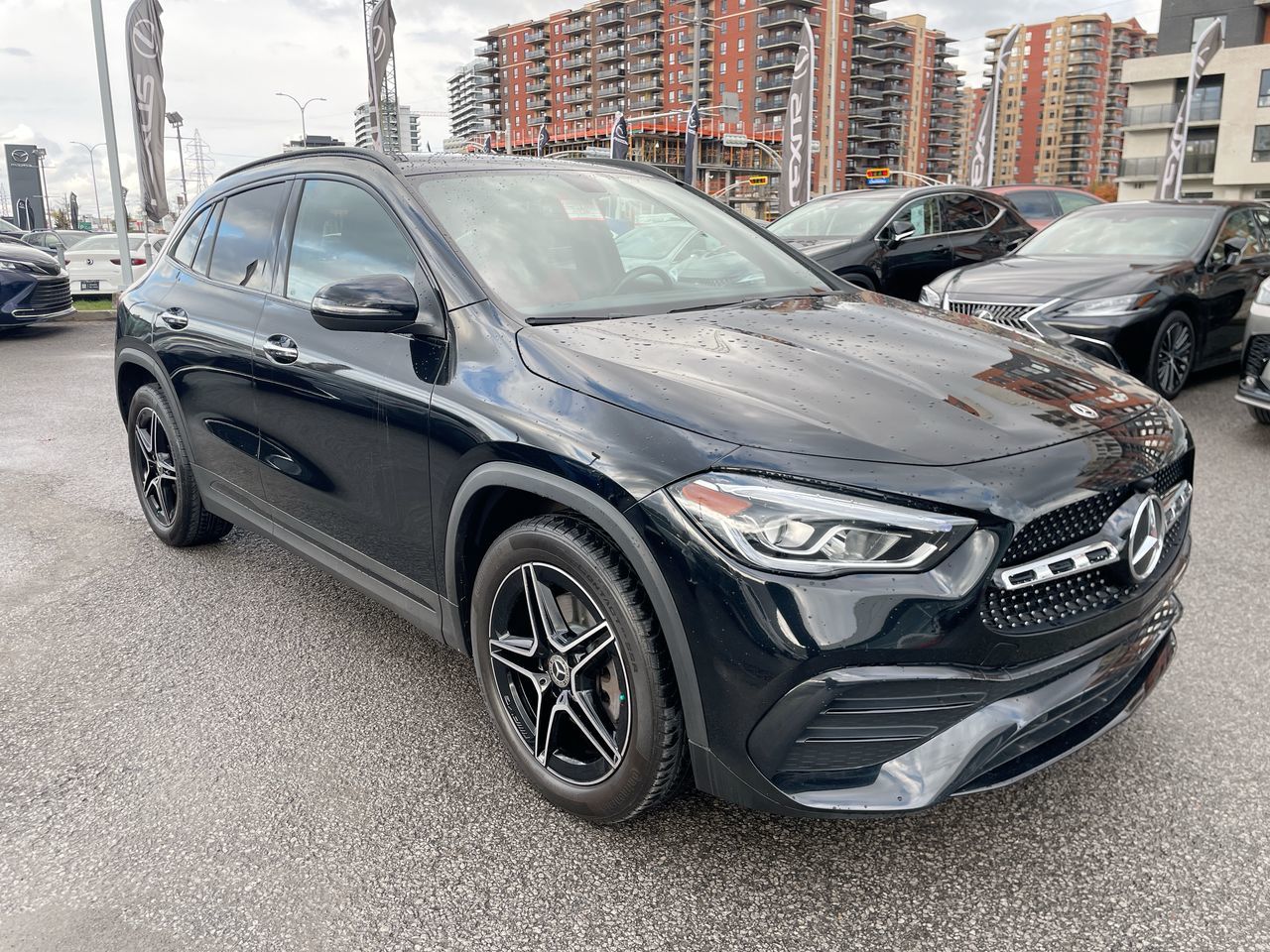 Mercedes-Benz GLA  2023