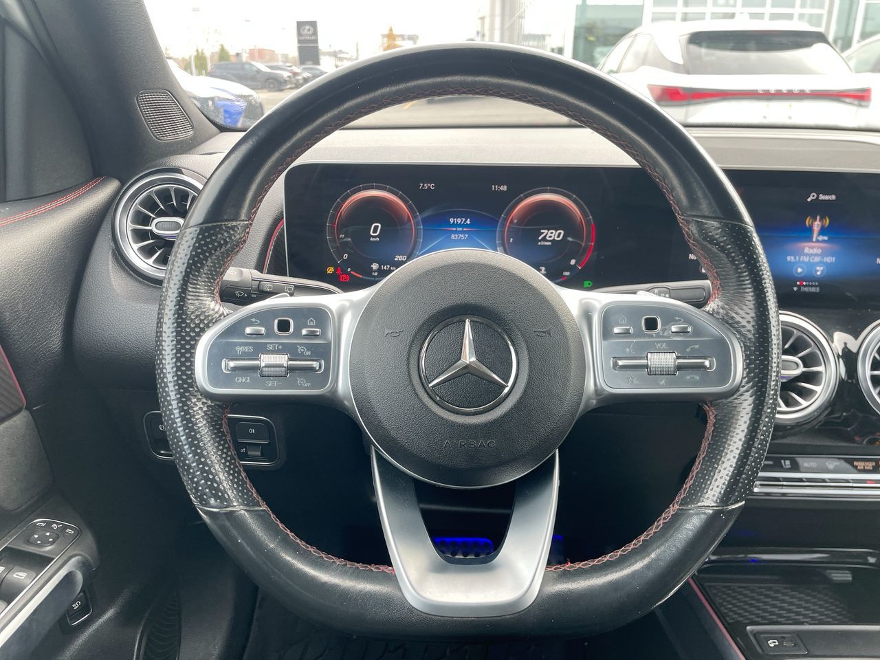 Mercedes-Benz GLB  2020