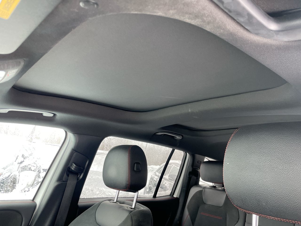 Mercedes-Benz GLB  2020