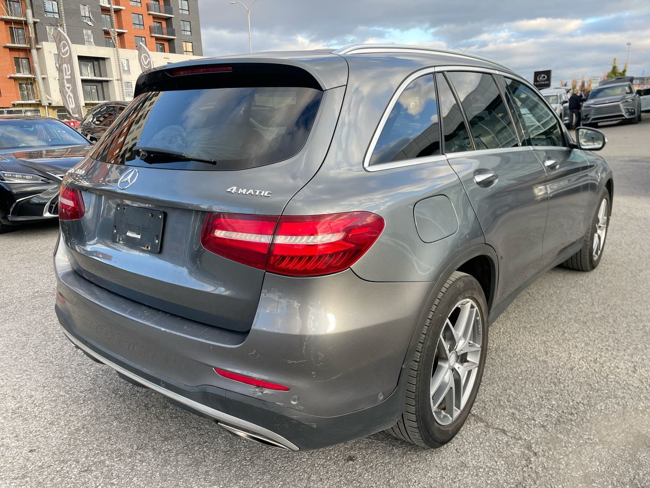 Mercedes-Benz GLC  2016