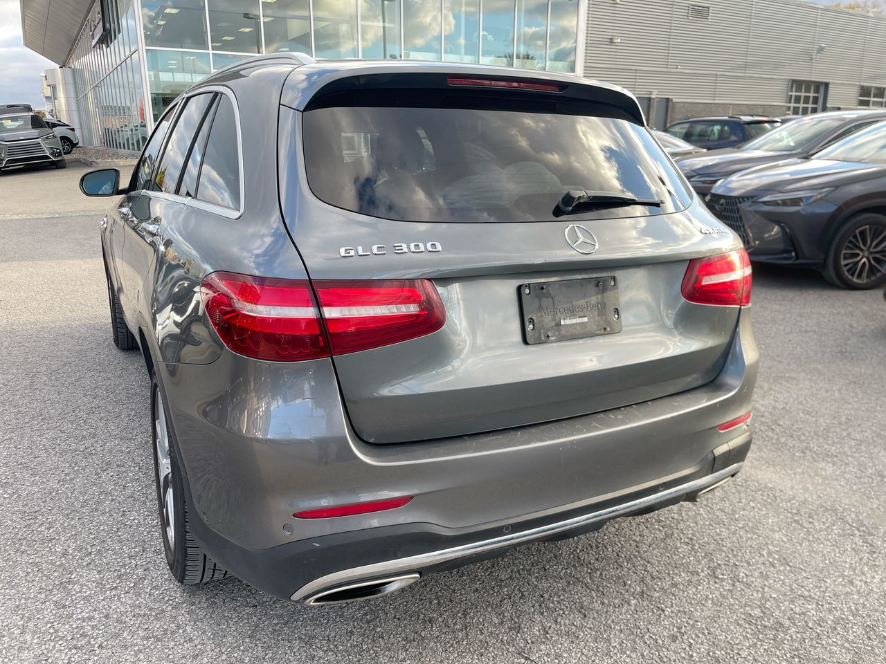 Mercedes-Benz GLC  2016