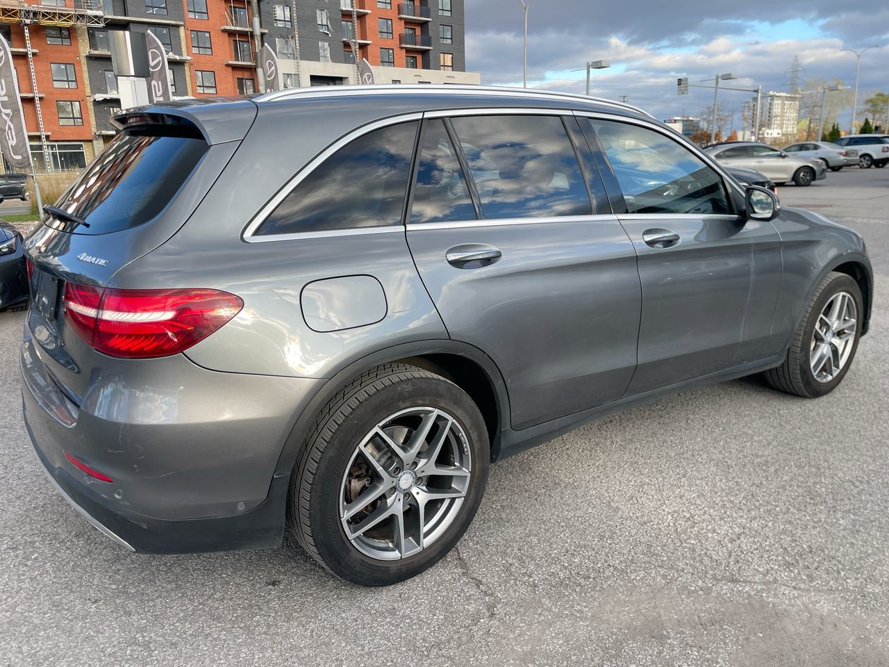 Mercedes-Benz GLC  2016