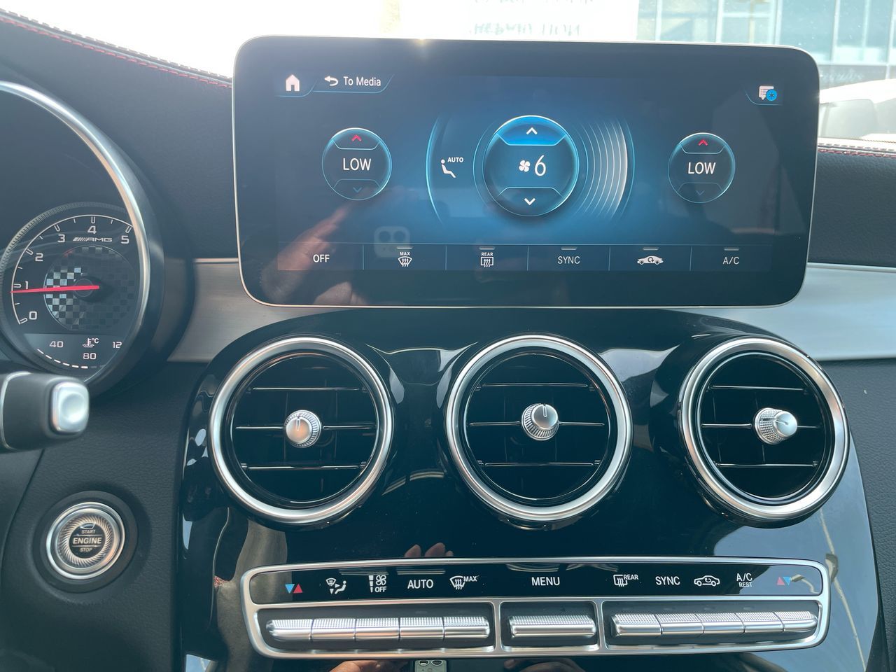 Mercedes-Benz GLC  2023