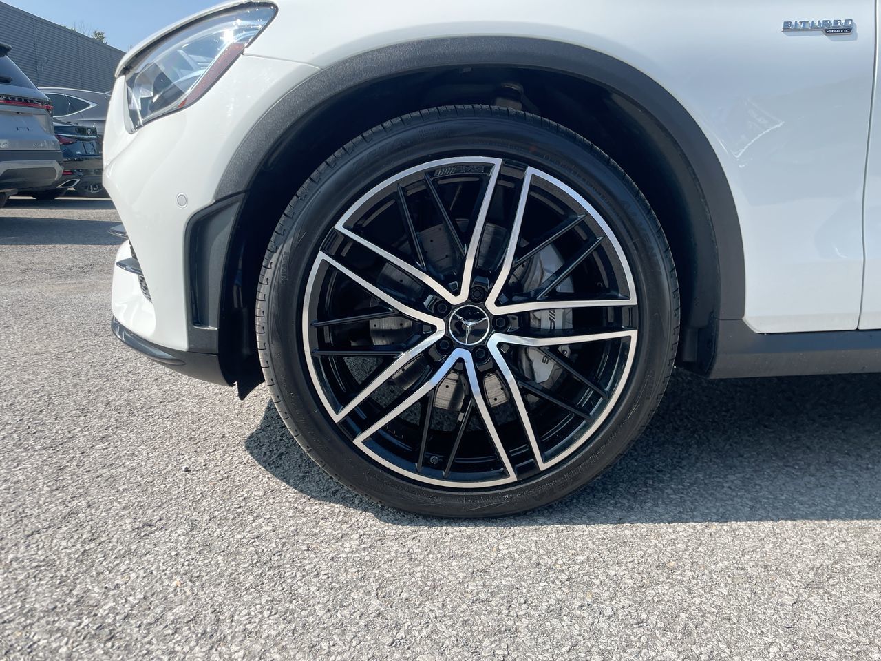 Mercedes-Benz GLC  2023