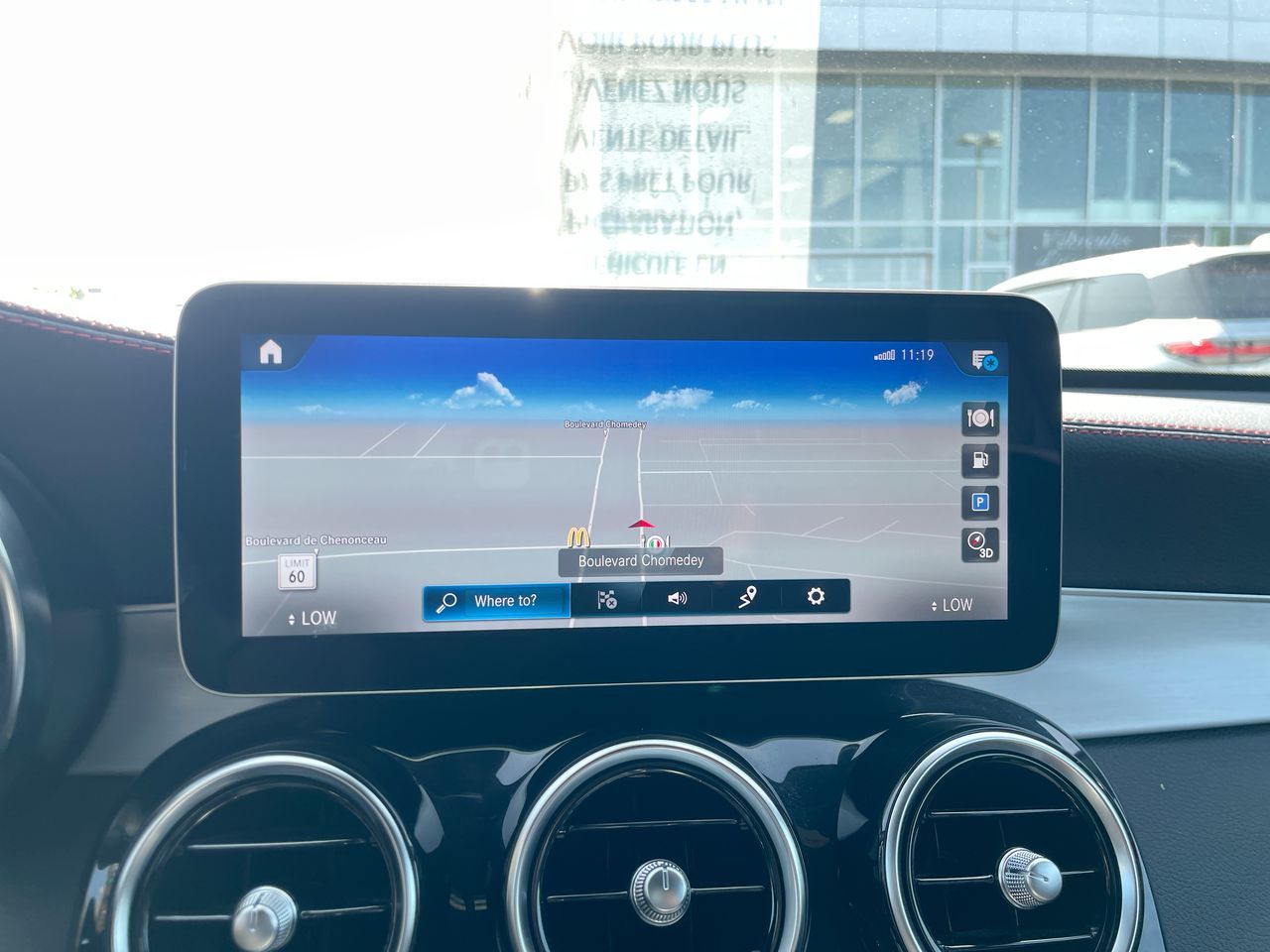 Mercedes-Benz GLC  2023