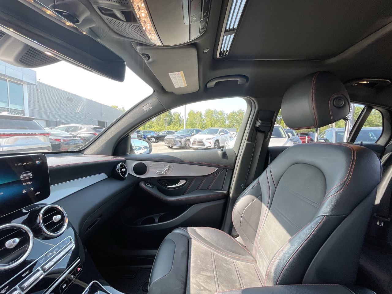 Mercedes-Benz GLC  2023