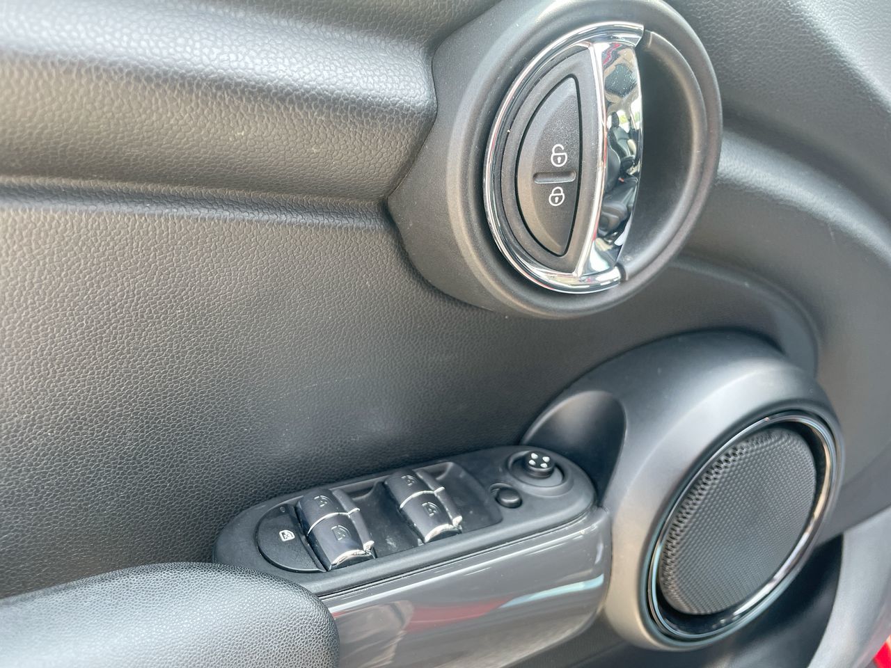2022 MINI 5 Door in Laval, Quebec