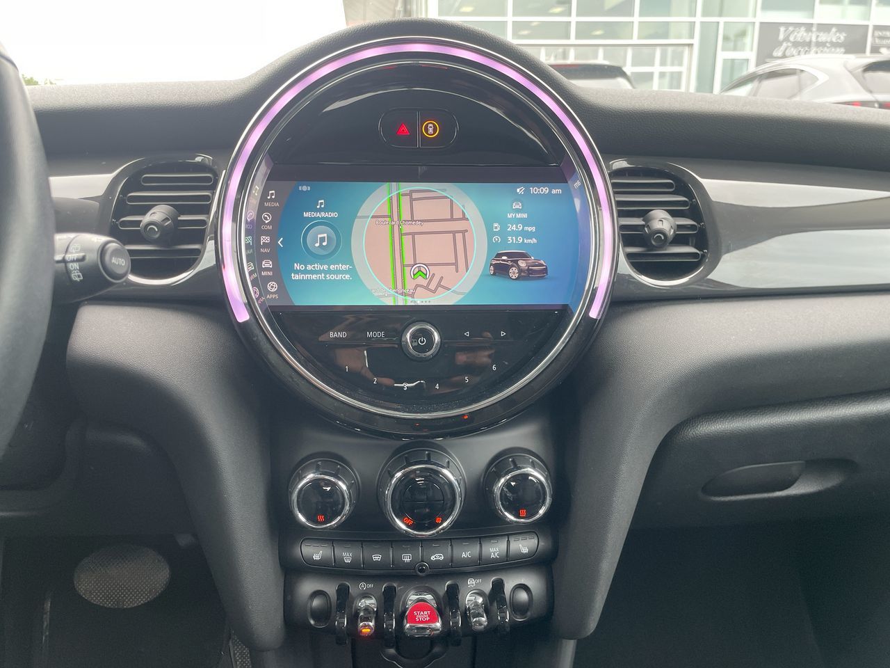 2022 MINI 5 Door in Laval, Quebec