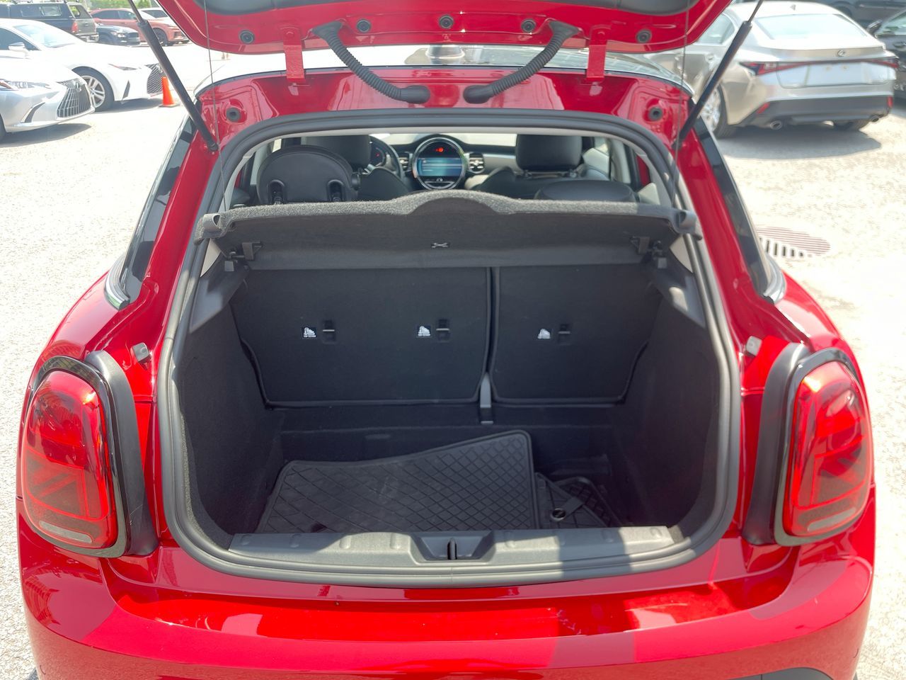 2022 MINI 5 Door in Laval, Quebec