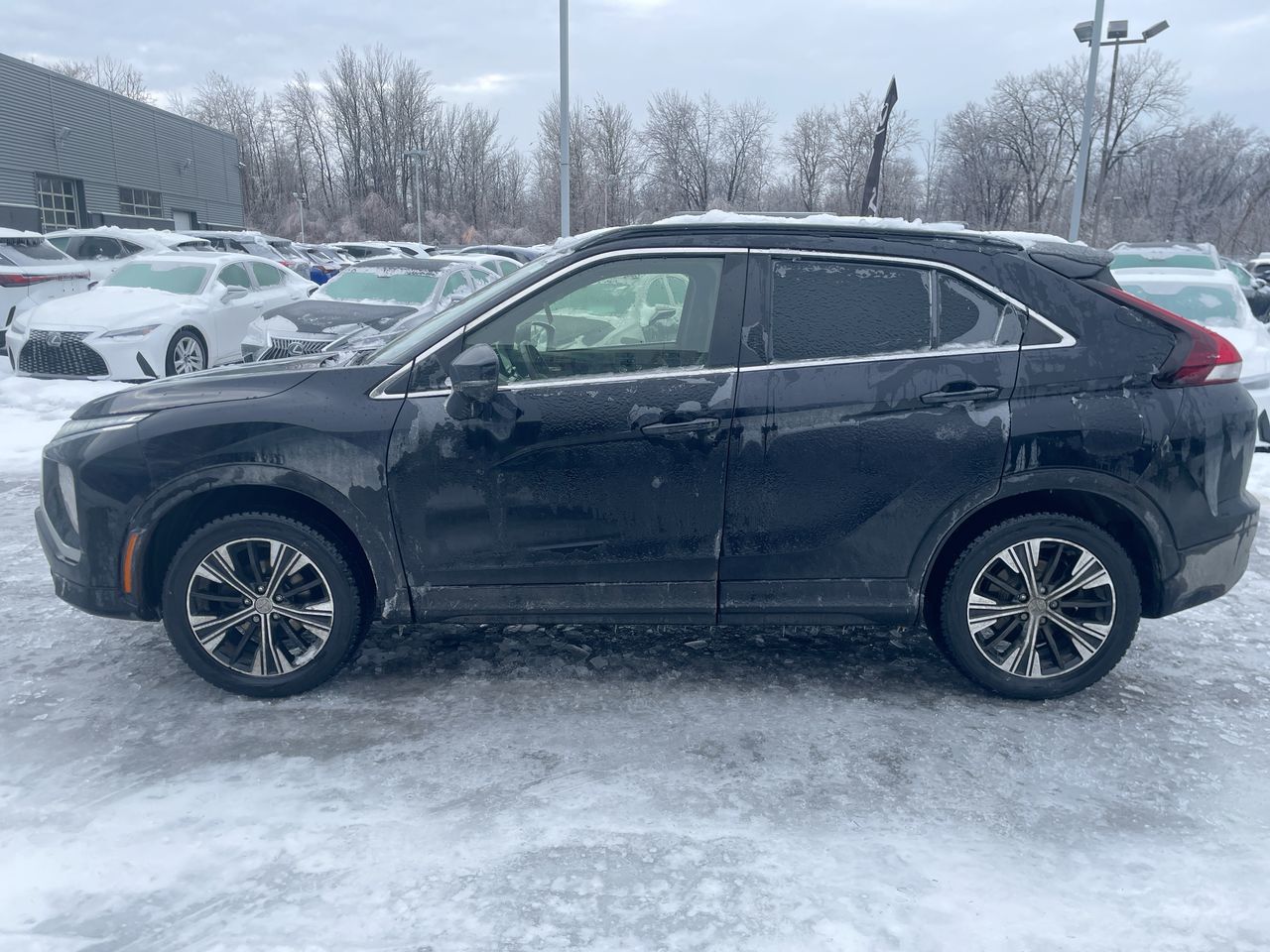 Mitsubishi Eclipse Cross  2022