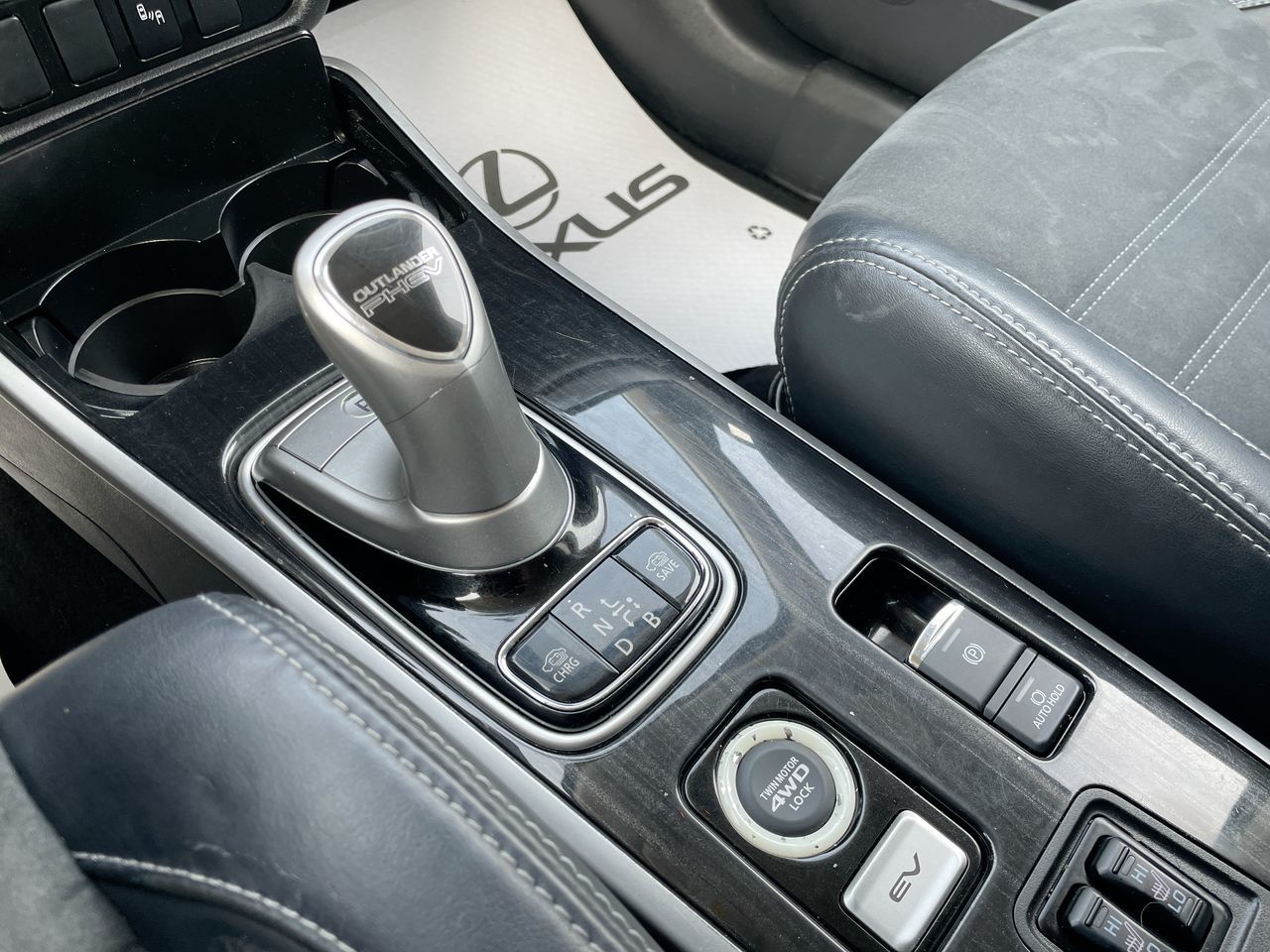 2018 Mitsubishi Outlander PHEV in Laval, Quebec