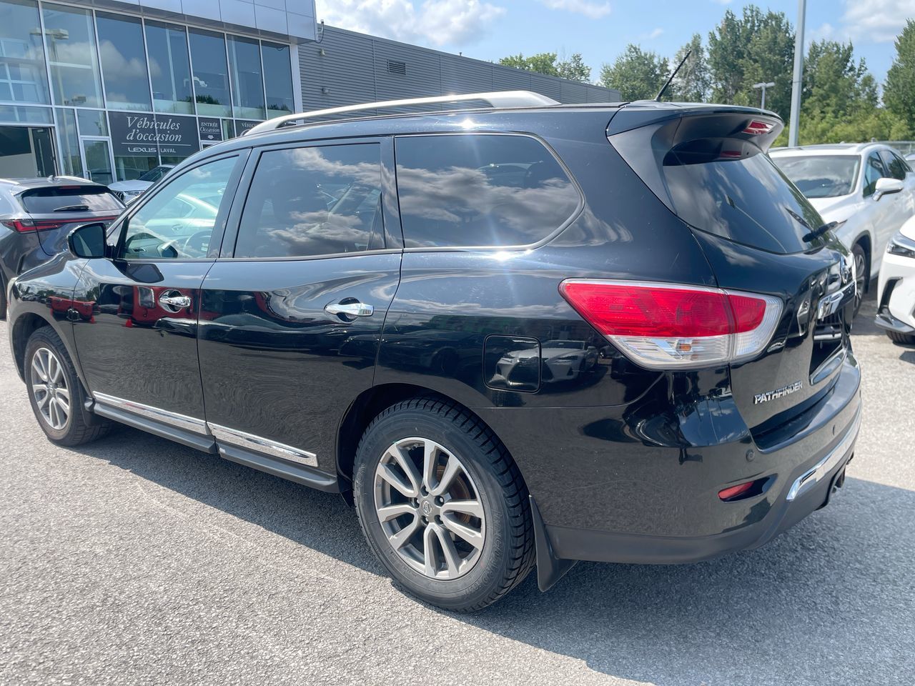 2016 Nissan Pathfinder in Laval, Quebec