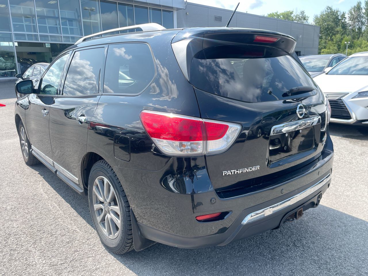 2016 Nissan Pathfinder in Laval, Quebec
