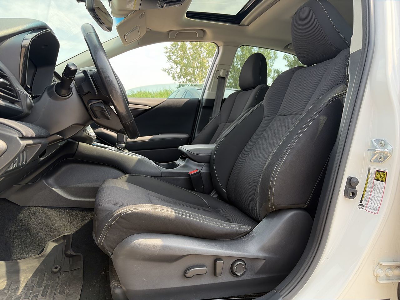 Subaru Legacy  2022 à Laval, Québec