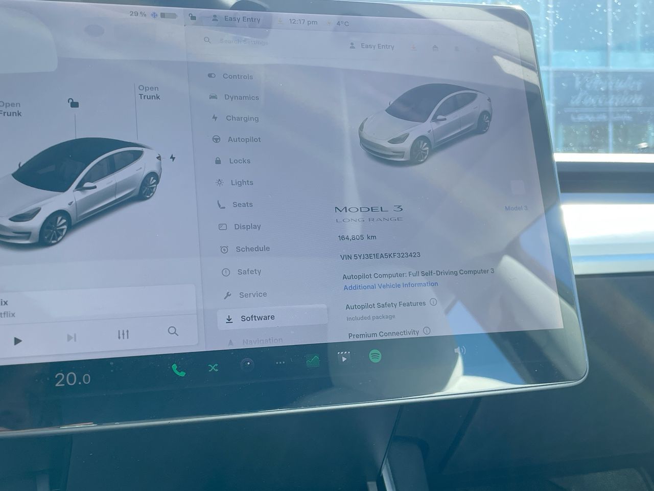 Tesla Model 3  2019