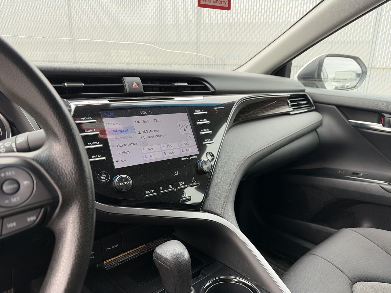 Toyota Camry  2018 à Laval, Québec
