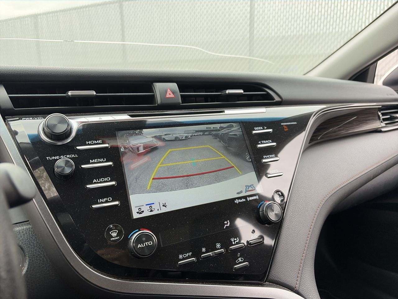 Toyota Camry  2018 à Laval, Québec
