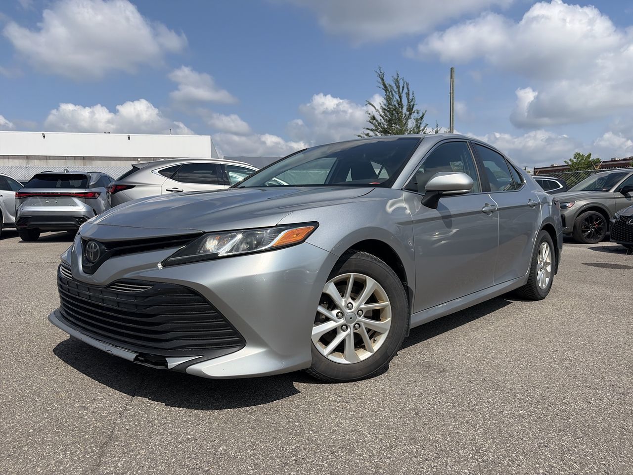 Toyota Camry  2019