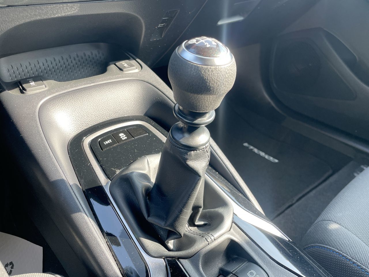 2022 Toyota Corolla in Laval, Quebec