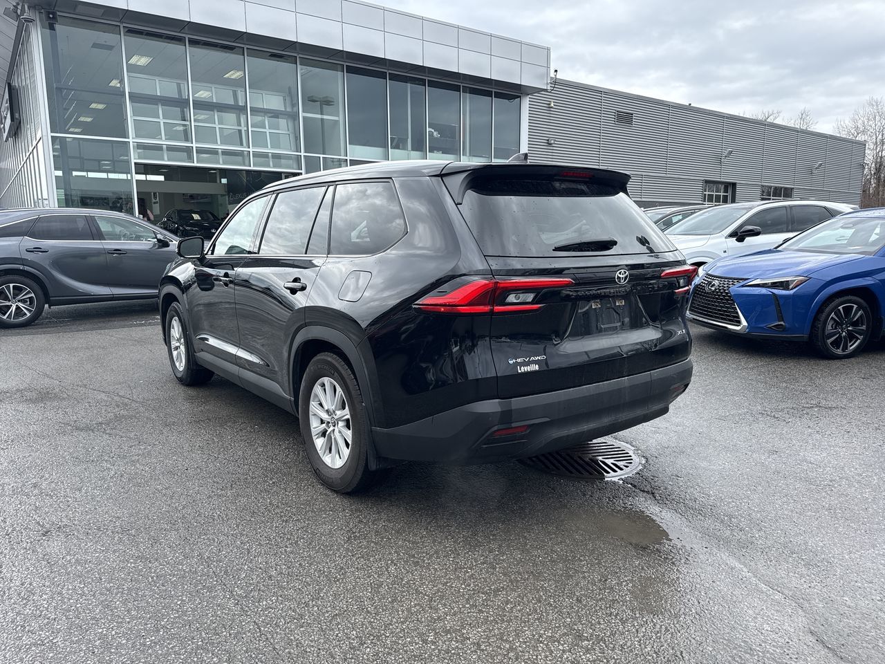 Toyota GRAND HIGHLANDER HYBRID  2024 à Laval, Québec