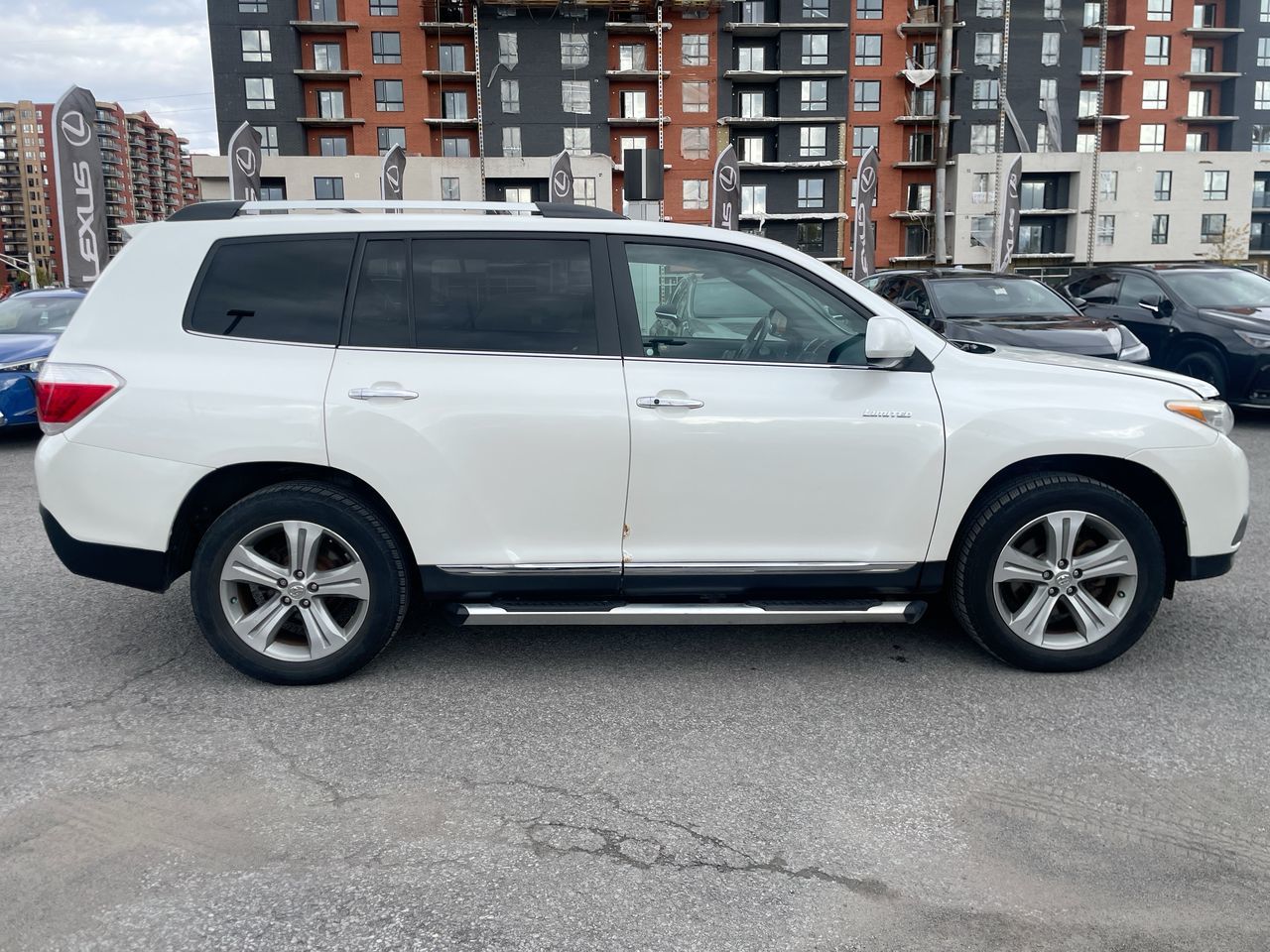 Toyota Highlander  2012