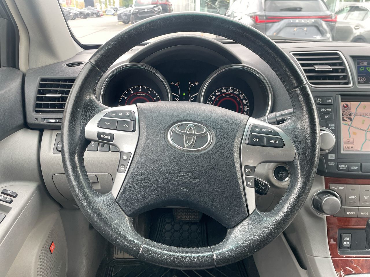 Toyota Highlander  2012