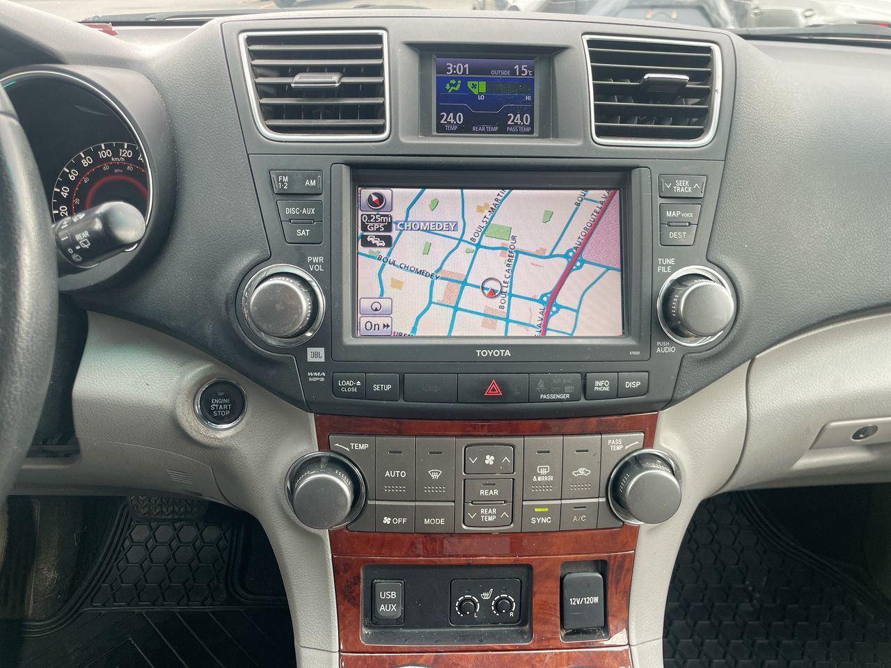 Toyota Highlander  2012