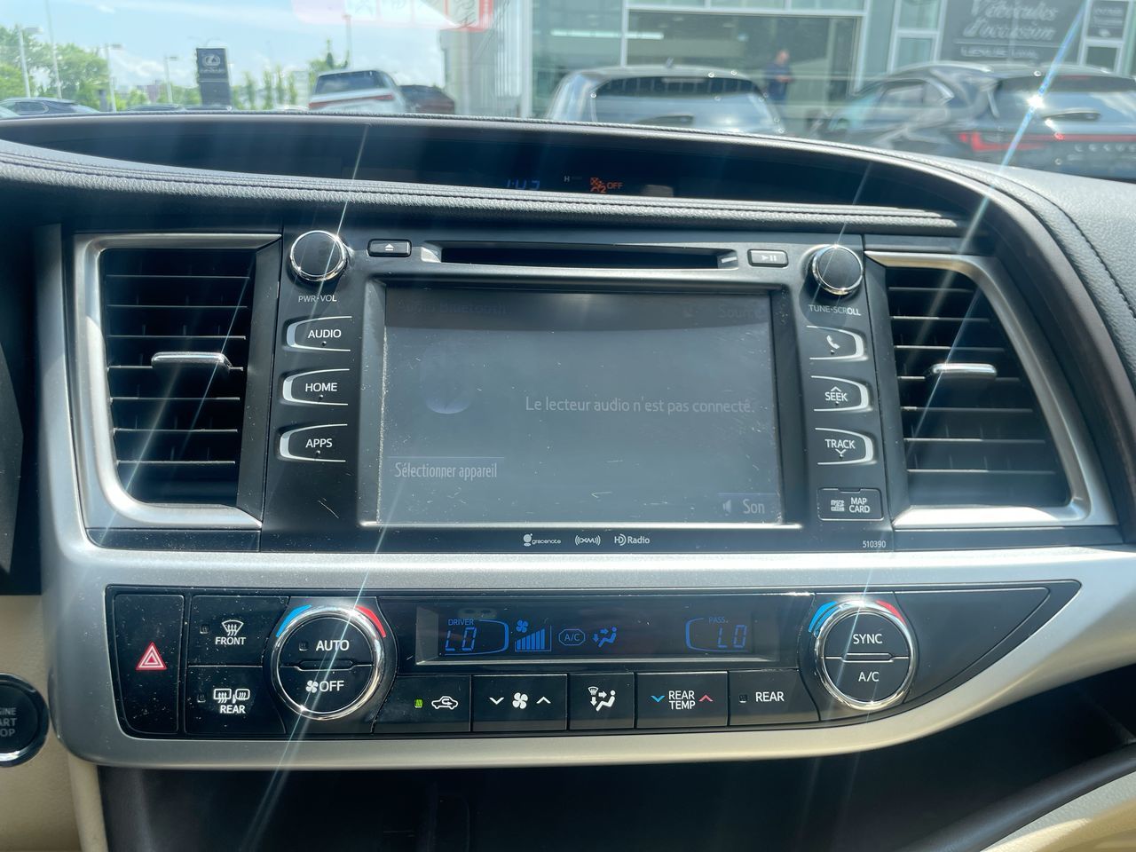 2019 Toyota Highlander in Laval, Quebec
