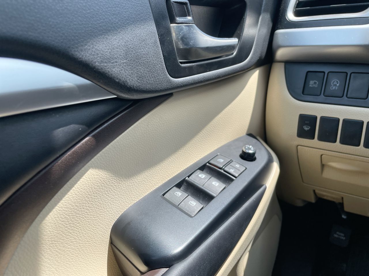 2019 Toyota Highlander in Laval, Quebec