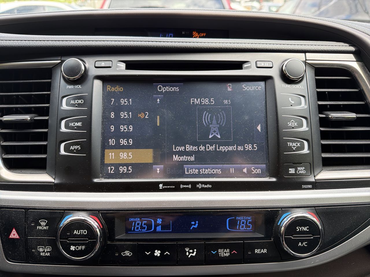 2019 Toyota Highlander in Laval, Quebec