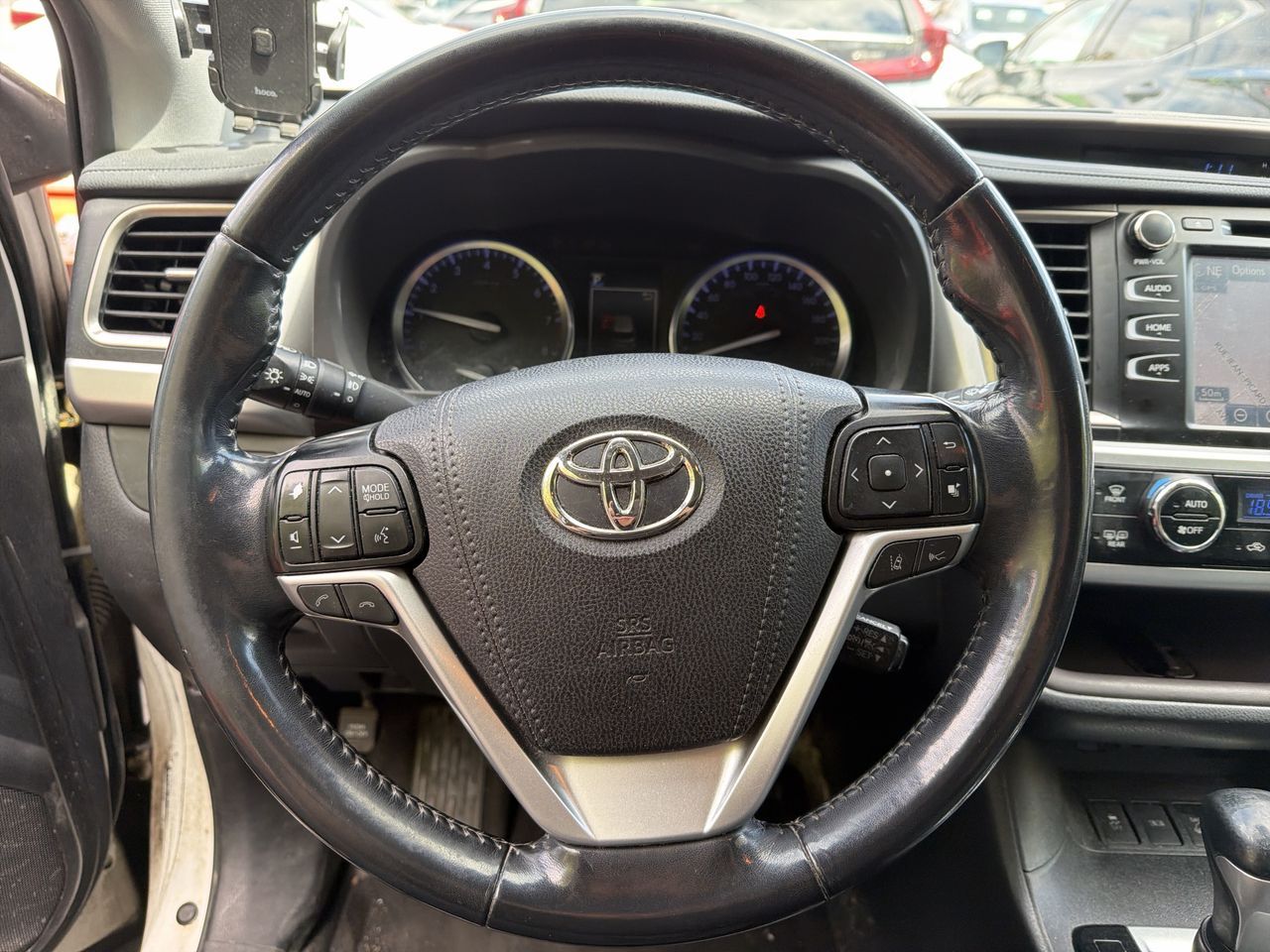2019 Toyota Highlander in Laval, Quebec