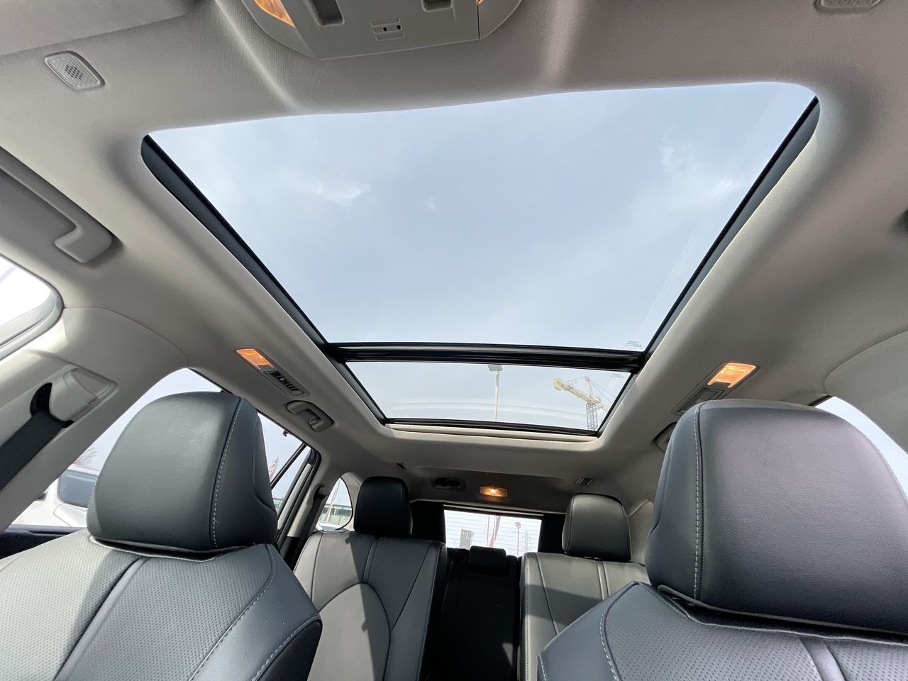 2023 Toyota Highlander in Laval, Quebec