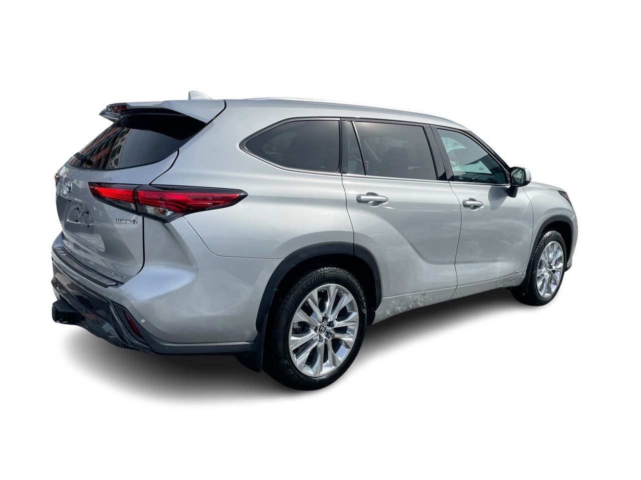2023 Toyota Highlander in Laval, Quebec