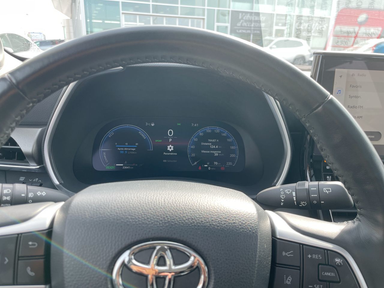 2023 Toyota Highlander in Laval, Quebec