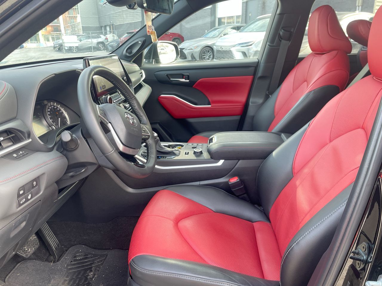 Toyota Highlander  2024