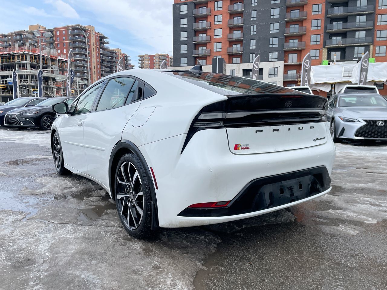 Toyota Prius Prime  2024 à Laval, Québec