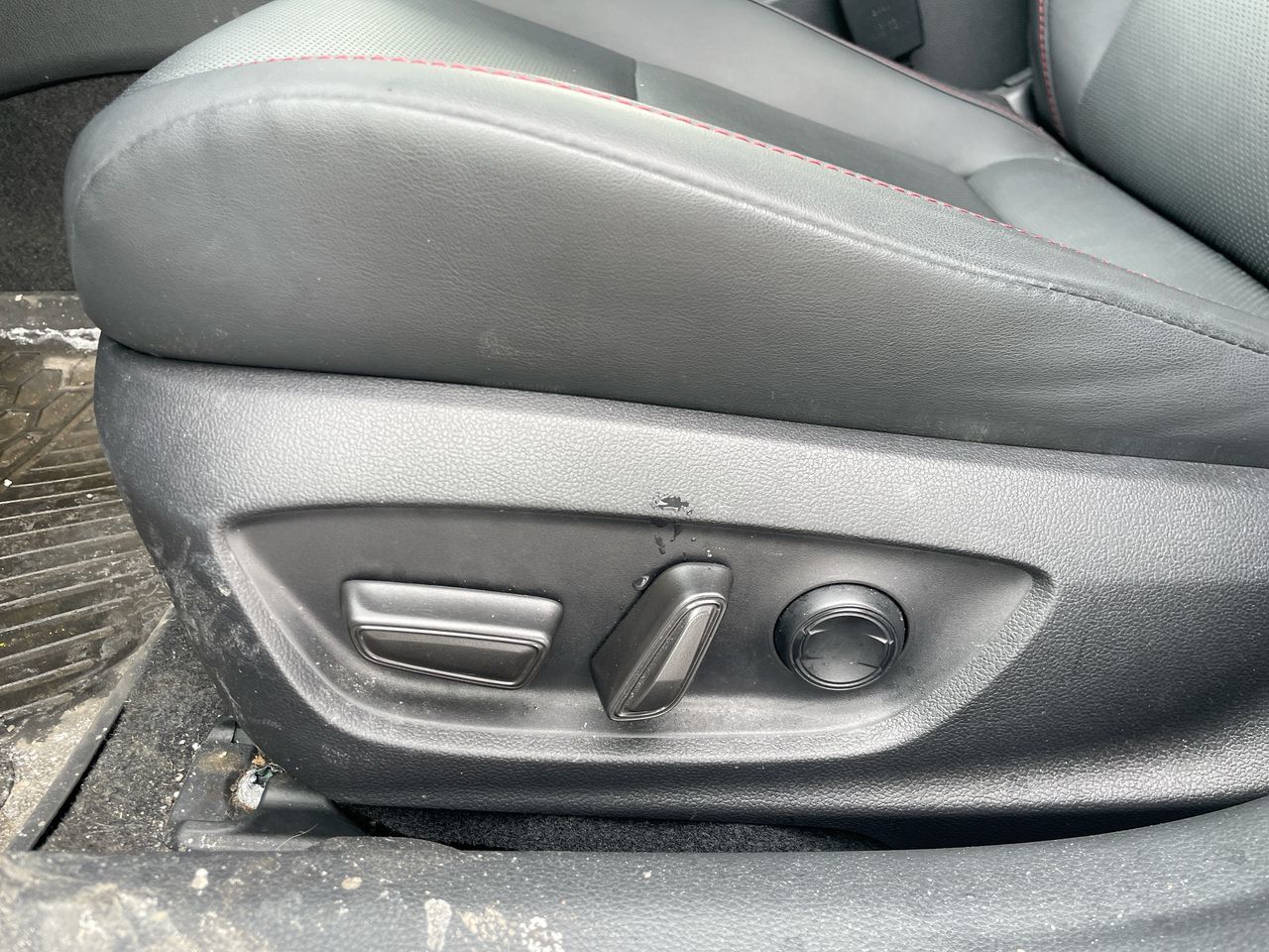 Toyota Prius Prime  2024 à Laval, Québec