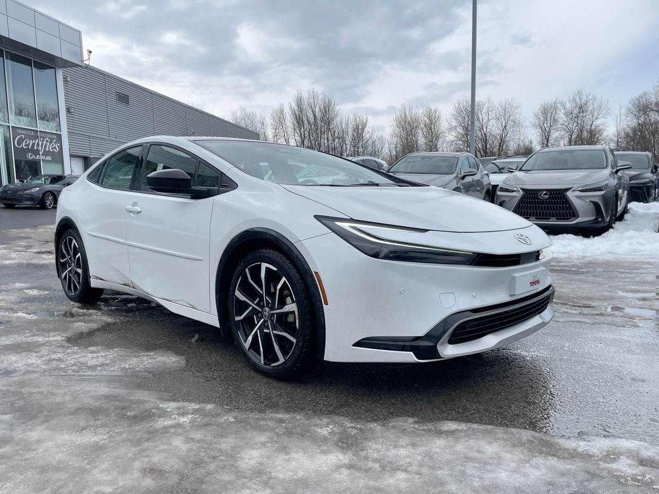 Toyota Prius Prime  2024 à Laval, Québec