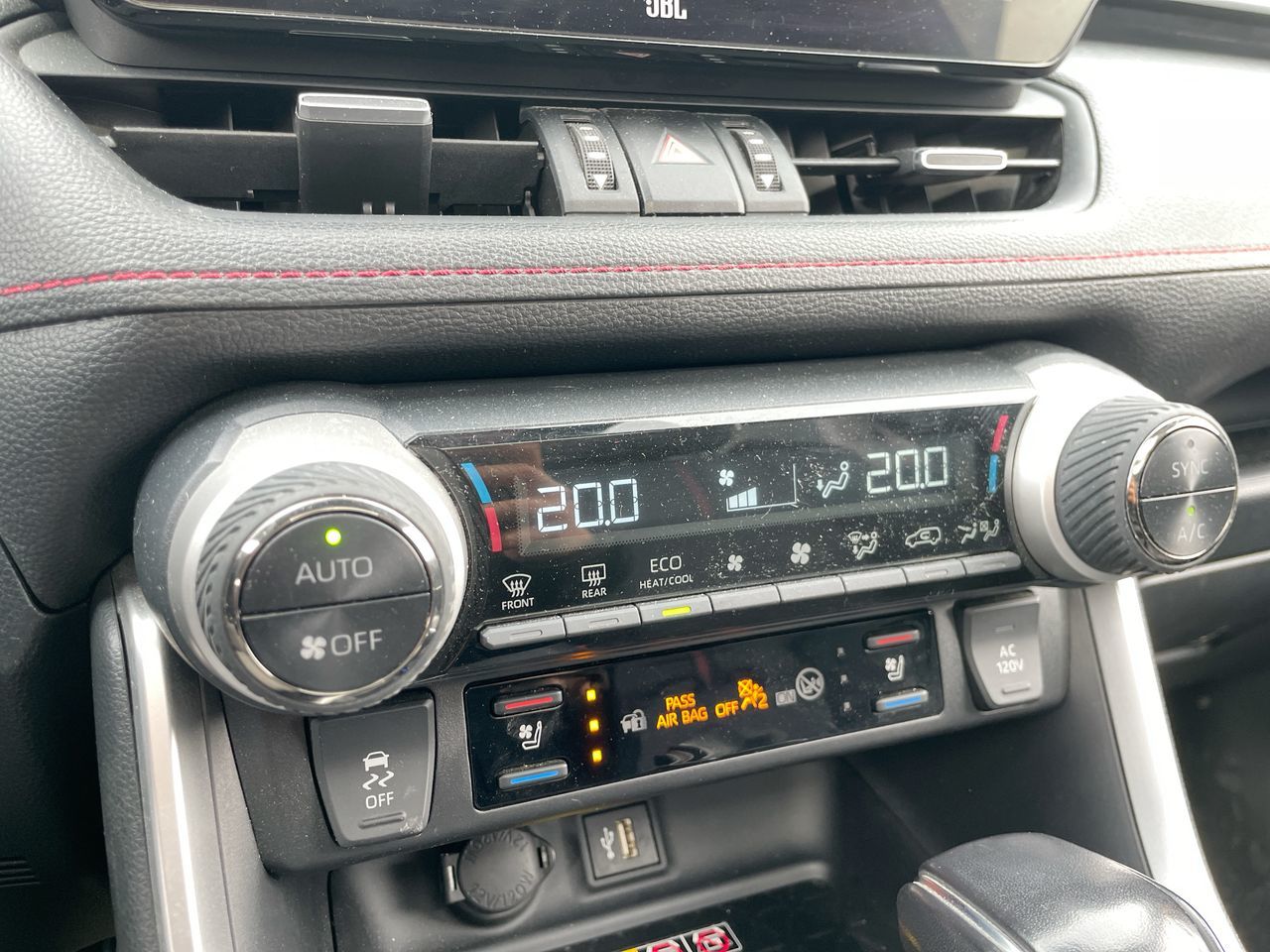 2023 Toyota RAV4 Prime in Laval, Quebec